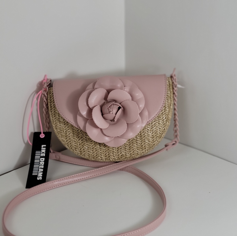 Women's Like Dreams Blush Pink Flower Straw/Wicker Crossbody/Shoulder Bag.